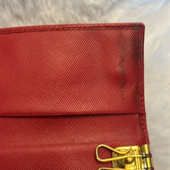 Prada ❤️Red❤️Saffiano leather key holder/card case double snaps